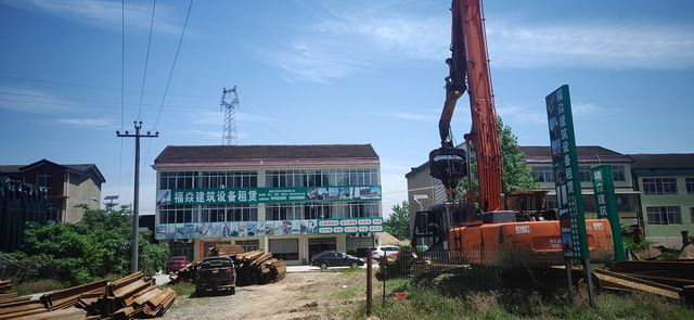 鋼板樁打設(shè)有哪些沉樁方式 鋼板樁打設(shè)有哪些沉樁方式