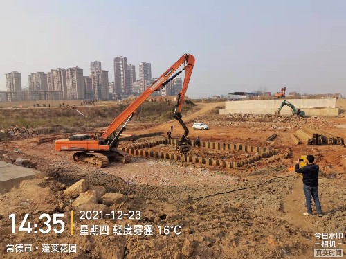鋼板樁圍堰有哪些施工要求？